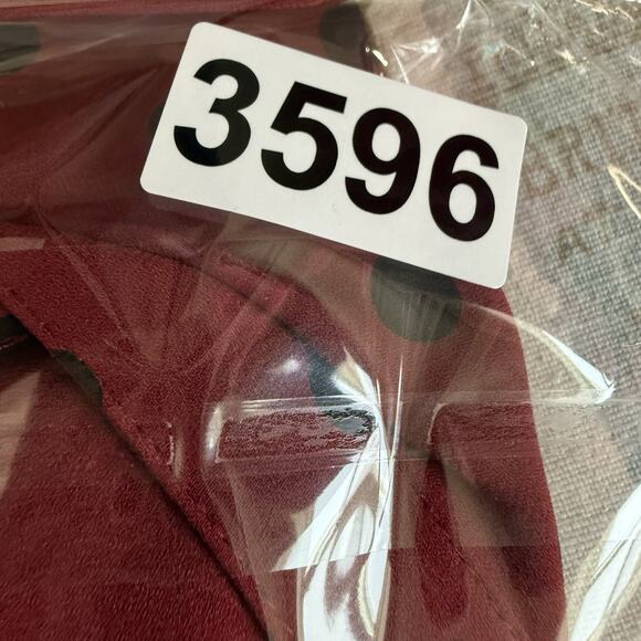 Express Portofino Women M Slim Deep Red Polka Dot Button Up Collared Business - Picture 8 of 8